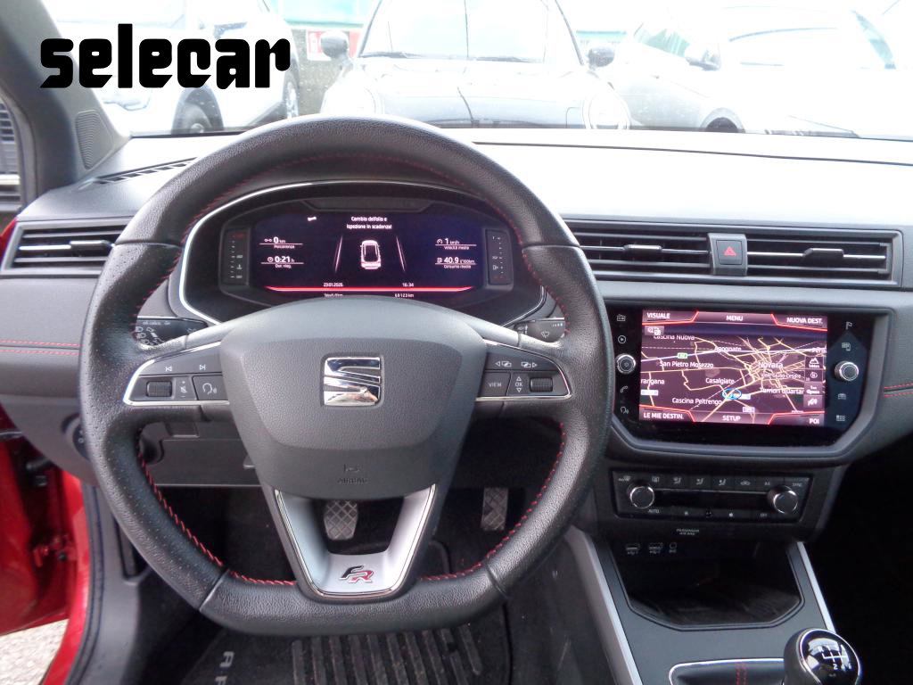 https://cdn-mark-selecar.caraffinity.it/d9337ec5fef040afbc8208c558b6f591_orig.jpg