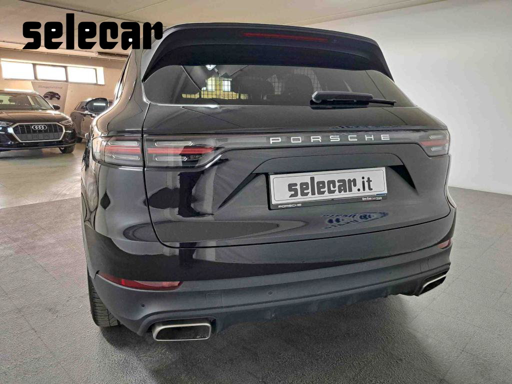 https://cdn-mark-selecar.caraffinity.it/fbd8fb4afd33483f86b96b8ad561d1bd_orig.jpg